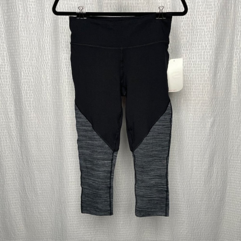Women's R-Gear Leg Up Blocked Capri - Size S - NWT